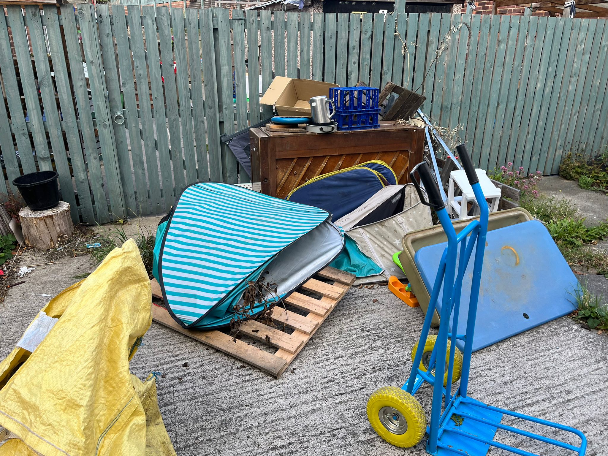 Garden waste removal and green waste clearance