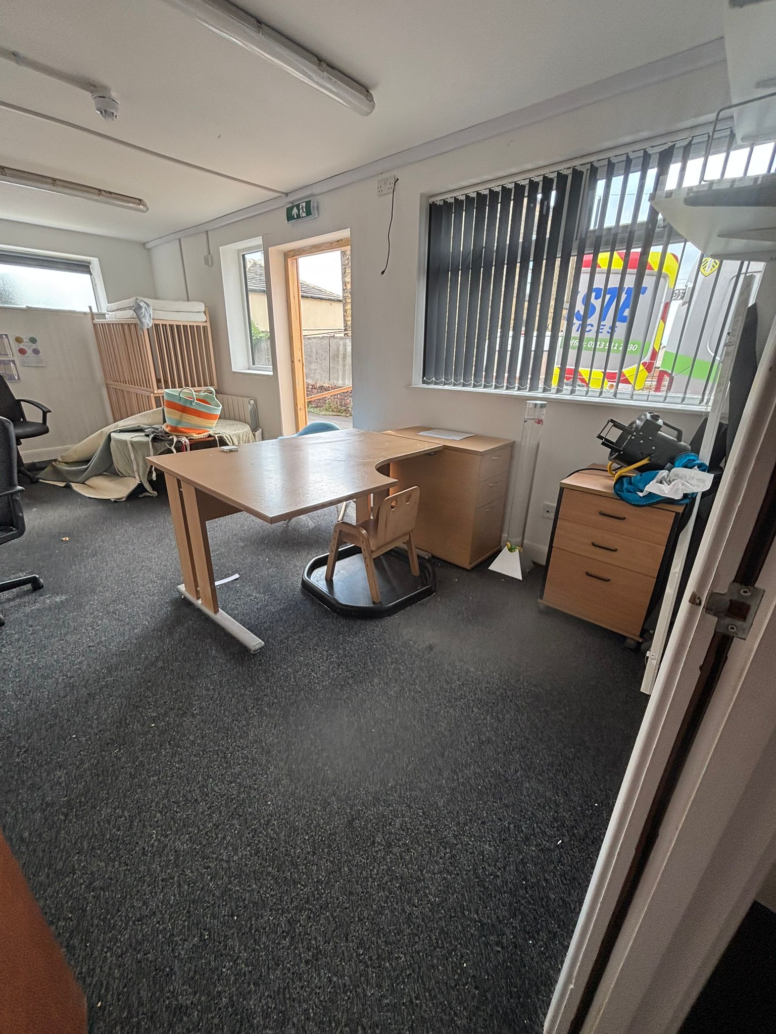 Office clearance for furniture, equipment and document disposal